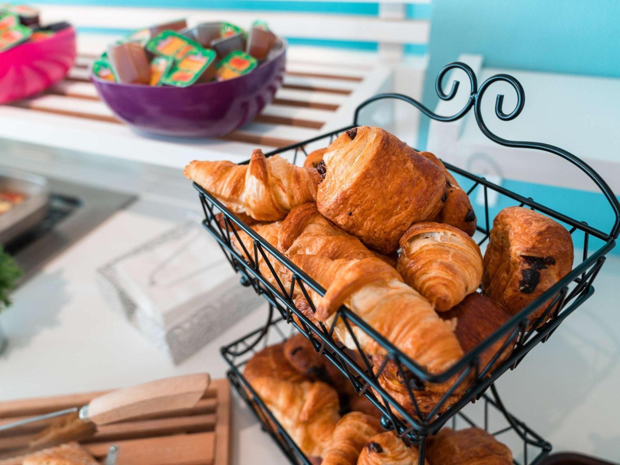 Ibis Styles Marseille Centre Prado Place Castellane Ngoại thất bức ảnh